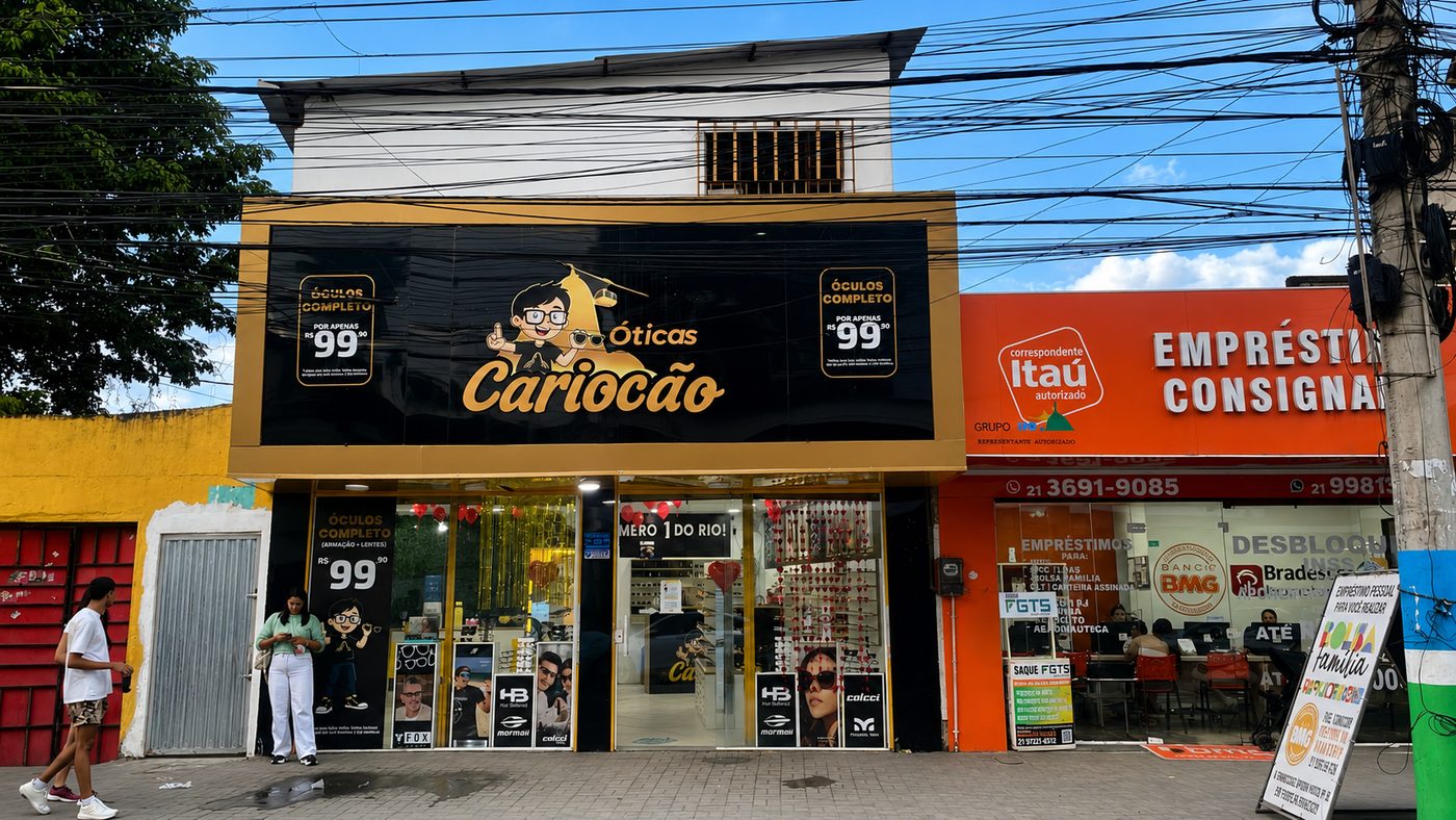Fachada da Óticas Cariocão em Engenheiro Pedreira
