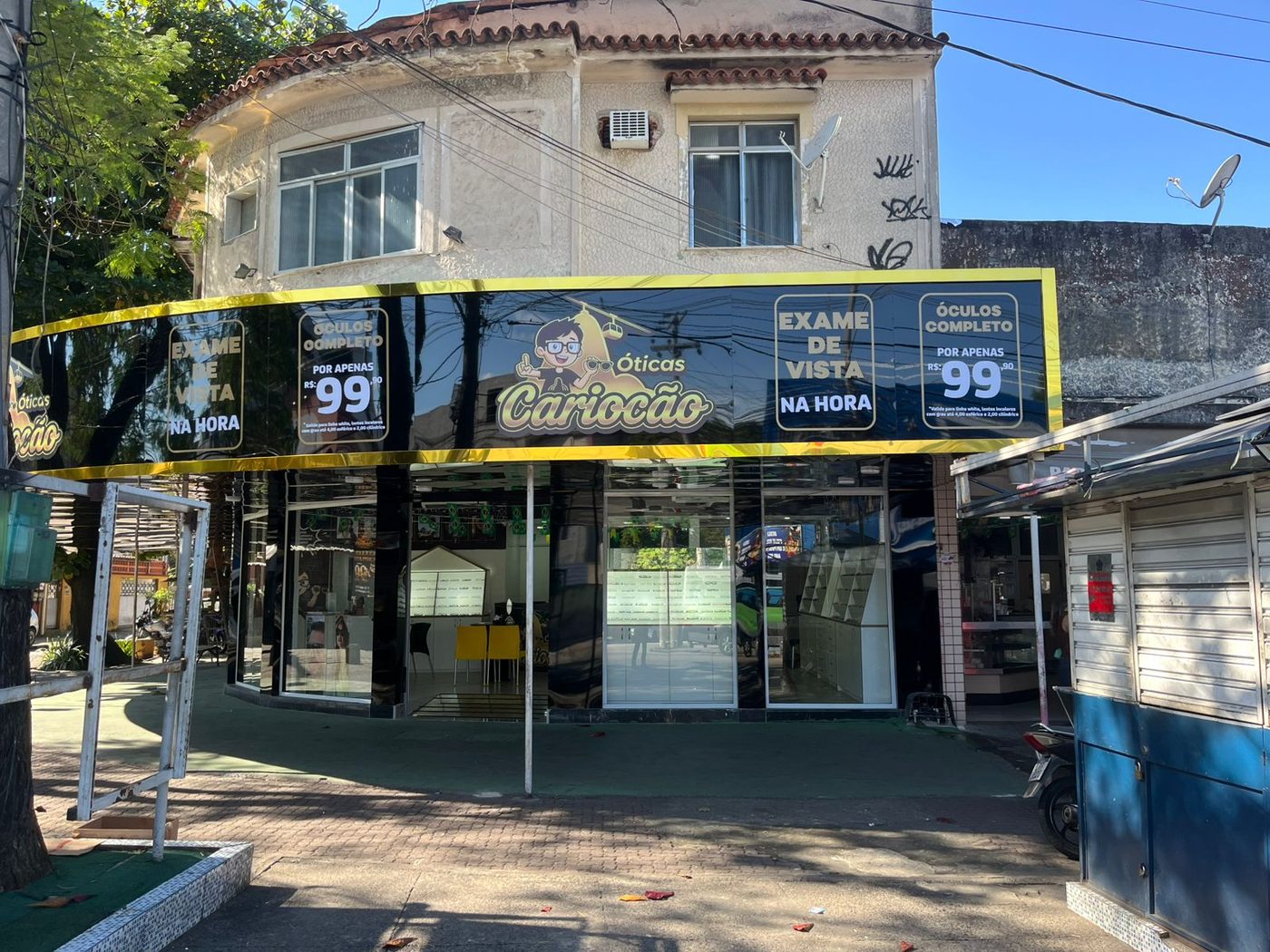 Fachada da Óticas Cariocão em Guadalupe